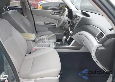 2011 Subaru Forester 2.5X Limited из США, поврежденный, VIN JF2SHAEC0BH749039